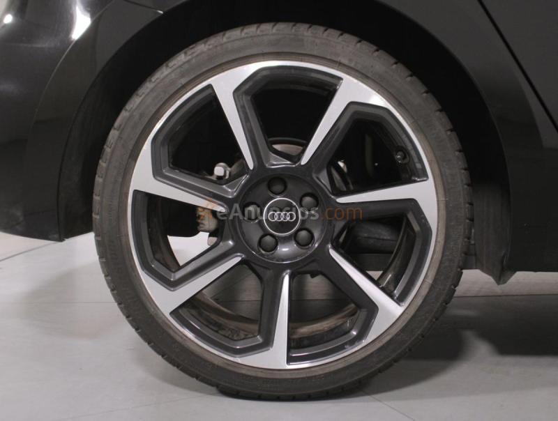 Audi a1 1.0 30 tfsi s tr adrenal black allstreet 5p
