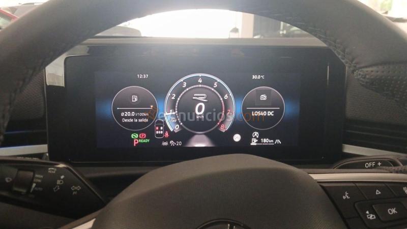 Volkswagen T-Roc 1.5 TSI 110KW DSG R-LINE 5P