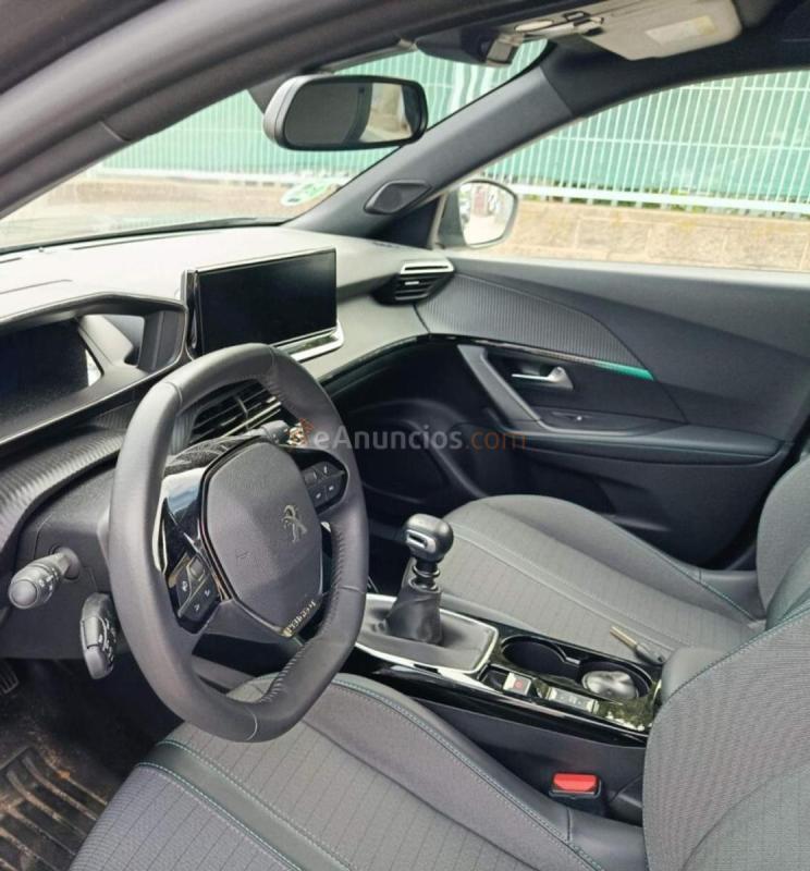 Peugeot 2008 Allure Pack Puretech 130 SS 6 Vel. MAN 
