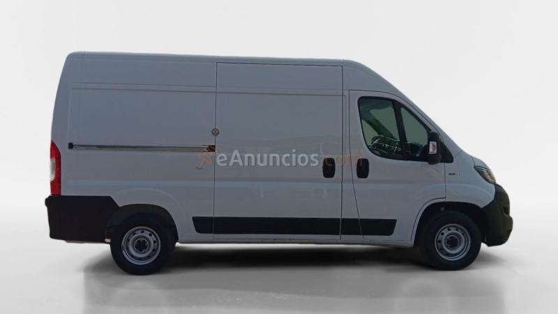 Fiat Ducato FURGON 2.2 MULTIJET 103KW 35 L2H2 140 4P