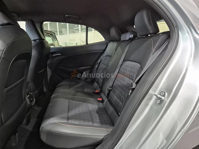 MG MG3 1.5 HEV LUXURY 195 CV 5P