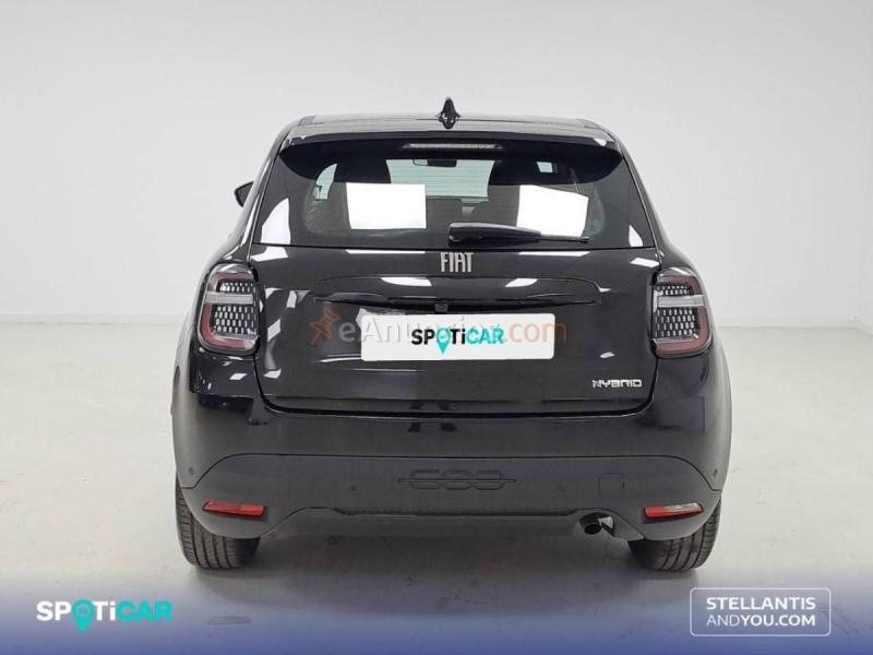 Fiat 600  600 MHEV 1.2 74kW (100CV) DDCT -