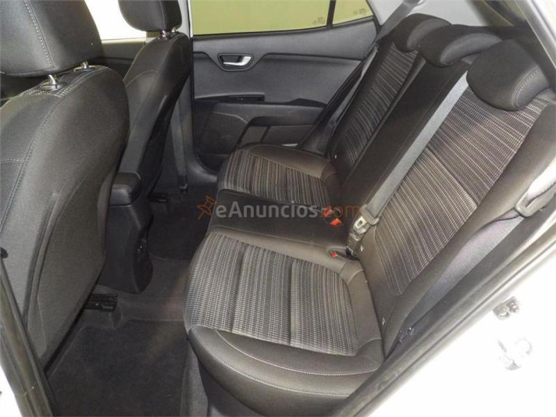 Kia Stonic 1.0 T-GDi 74kW (100CV) MHEV iMT Drive