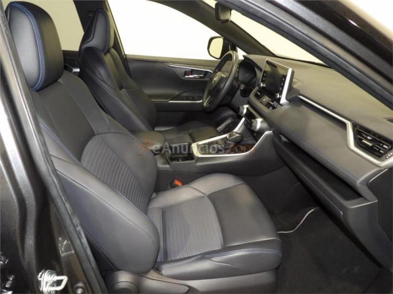 Toyota Rav4 2.5l 220H Style
