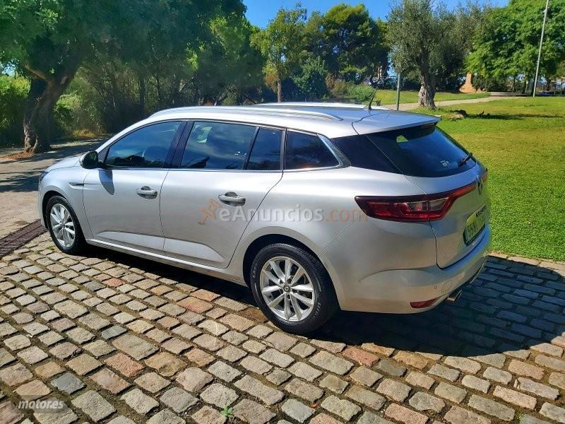 Renault Megane 1.5 DCI 110CV  SPORT TOURER ZEN ENERGY de 2017 con 102.000 Km por 11.900 EUR. en Barcelona