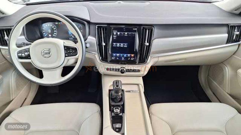 Volvo S 90 2.0 D5 MOMENTUM 4WD AUTO 4P de 2016 con 125.504 Km por 19.900 EUR. en Guipuzcoa