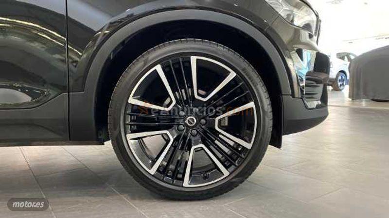 Volvo XC40 1.5 T3 R-DESIGN AUTO 5P de 2020 con 48.472 Km por 27.500 EUR. en Murcia