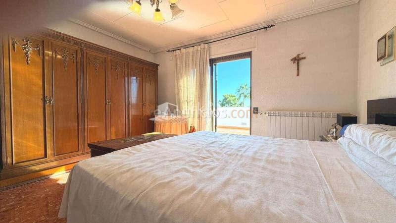 Chalet Individual Venta En Riba Roja de Túria