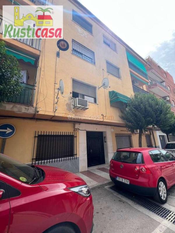 Vivienda de tres dormitorios en planta baja.