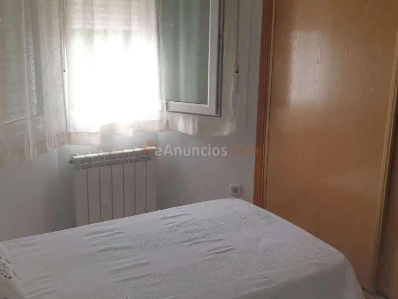 Chalet pareado prácticamente nuevo en Valdemanco, Madrid