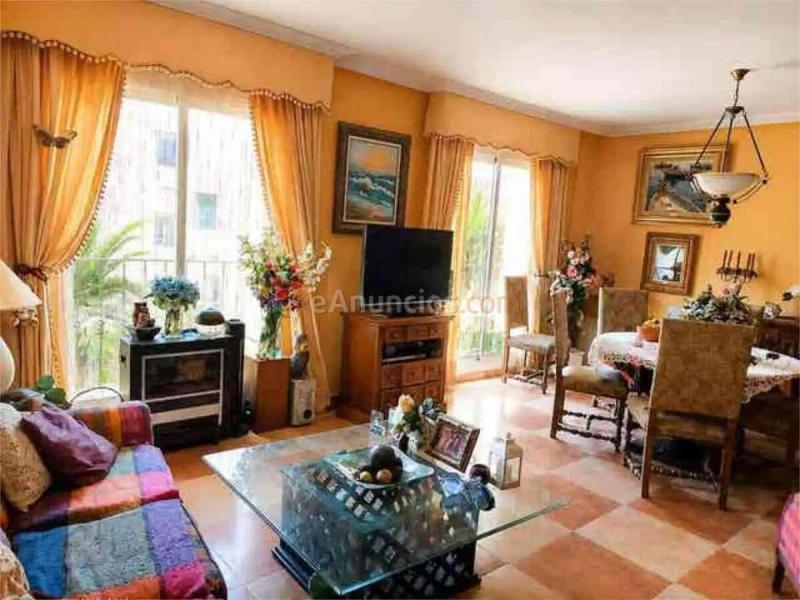 Piso de lujo con terraza, garaje, trasteros y ascensor en Caravaca de la Cruz