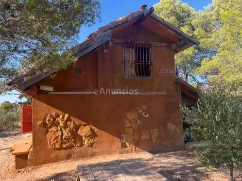 Finca rústica con casa en excelente estado en La Pobla de Cérvoles