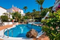 Apartamento luminoso de 2 dormitorios con terraza y vistas al mar en Sansofé Puerto, Puerto de Santiago
