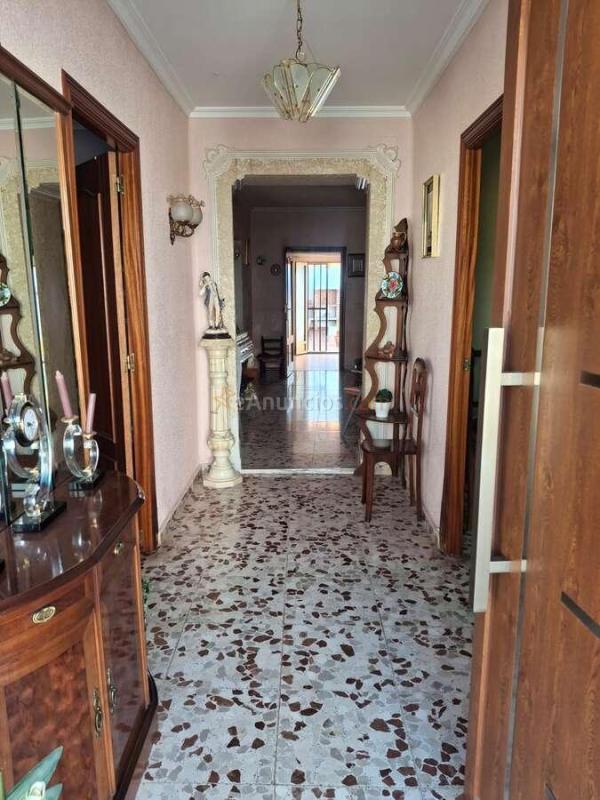 Se vende comoda casa en planta baja