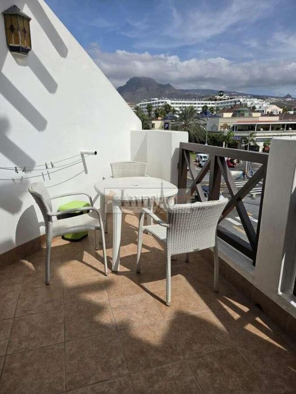 Apartamento reformado de 1 dormitorio con terraza en Parque Santiago 3, Playa de las Américas
