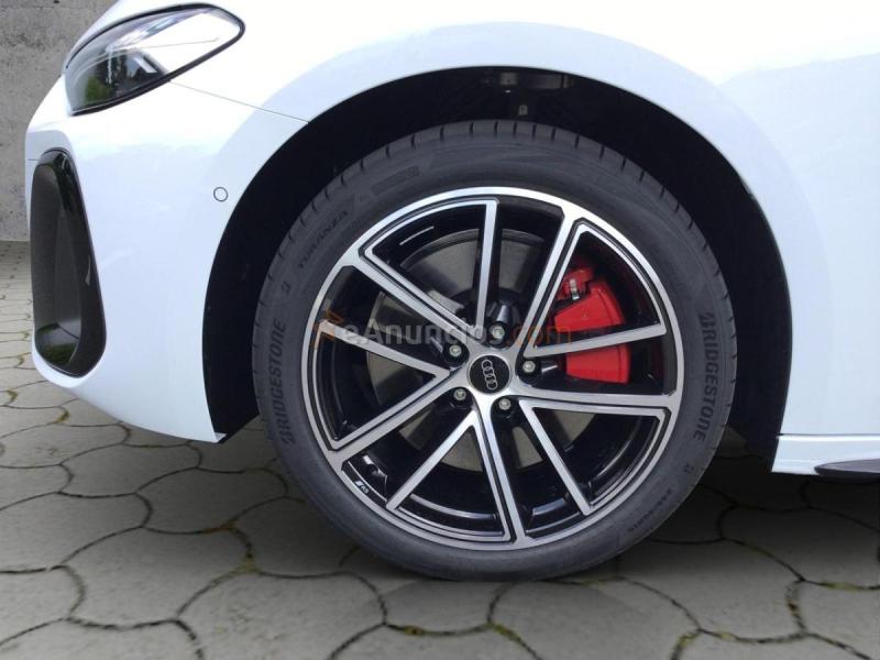 Audi A5 Avant e-hybrid Black line quattro 270 kW