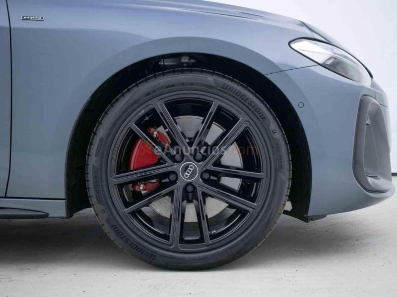 Audi A5 Avant e-hybrid Black line quattro 270 kW