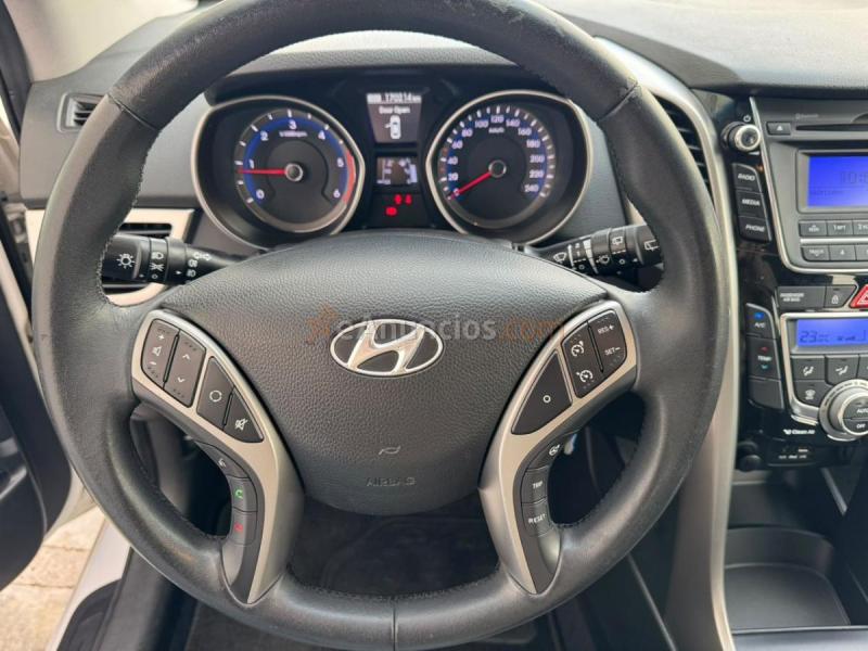 Hyundai i30 1.6 CRDI110CV TECNO