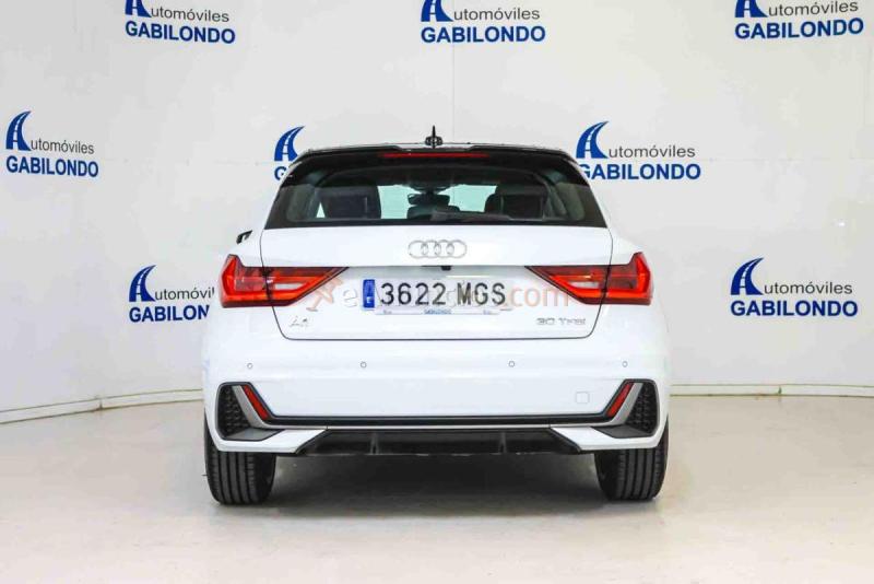 Audi A1 Sportback Adrenalin 30 TFSI 81kW S tron