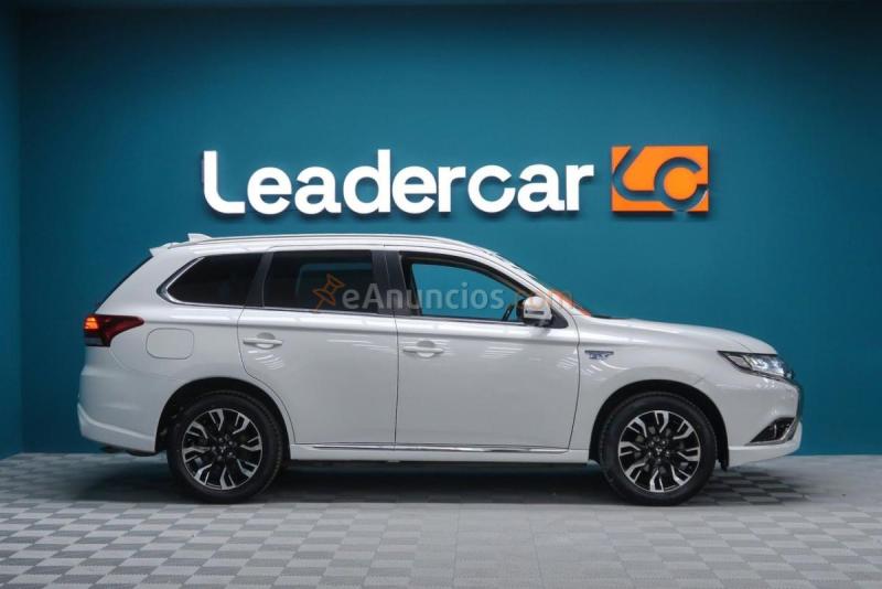Mitsubishi Outlander 2.0 PHEV Kaiteki Auto 4WD