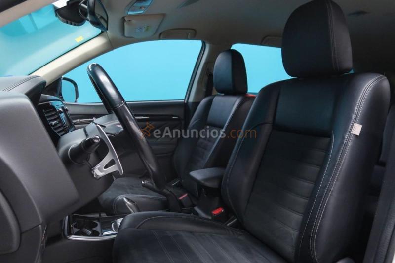 Mitsubishi Outlander 2.0 PHEV Kaiteki Auto 4WD