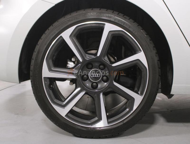 Audi a1 a1 1.0 30 tfsi s tr adrenal black sportback 5p
