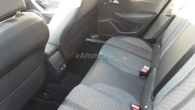 Peugeot 2008 Allure Puretech 100 SS 6 Vel. MAN 