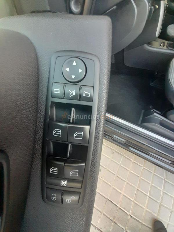 Mercedes Clase A FORD Fiesta 1.4 TDCi Trend