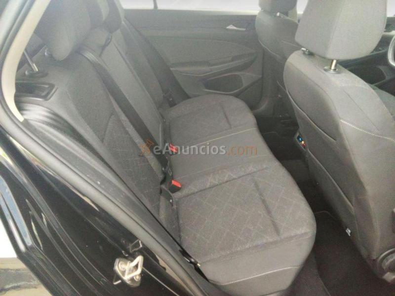 Volkswagen Golf Life 1.5 eTSI 96 kW (130 CV) DSG