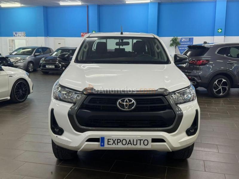 Toyota Hilux 2.4 D4D CABINA DOBLE GX