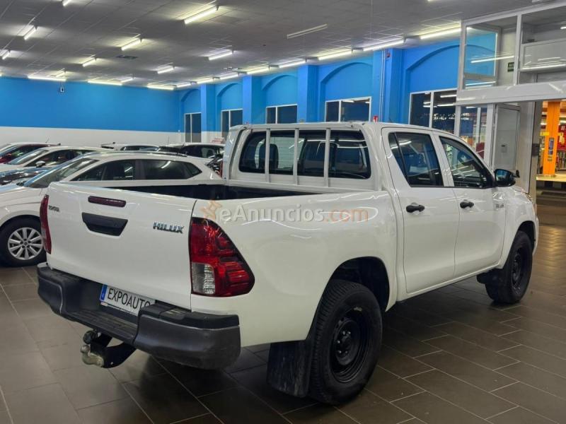 Toyota Hilux 2.4 D4D CABINA DOBLE GX