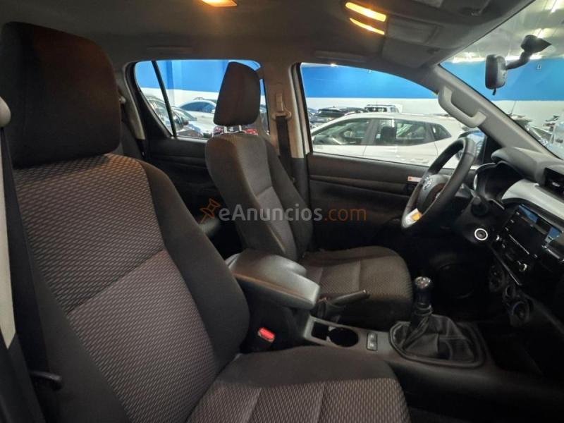 Toyota Hilux 2.4 D4D CABINA DOBLE GX