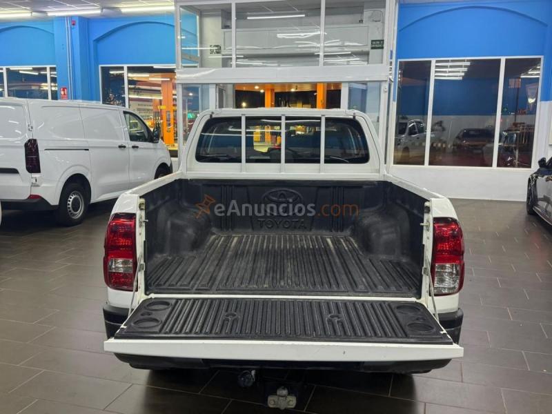 Toyota Hilux 2.4 D4D CABINA DOBLE GX