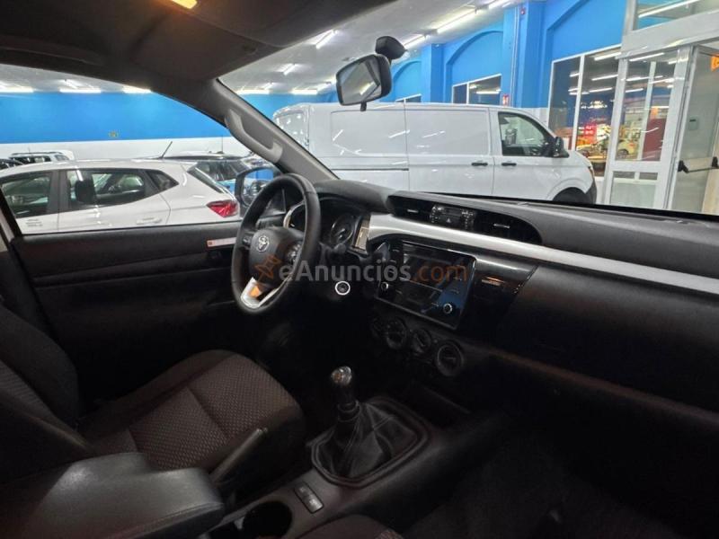 Toyota Hilux 2.4 D4D CABINA DOBLE GX