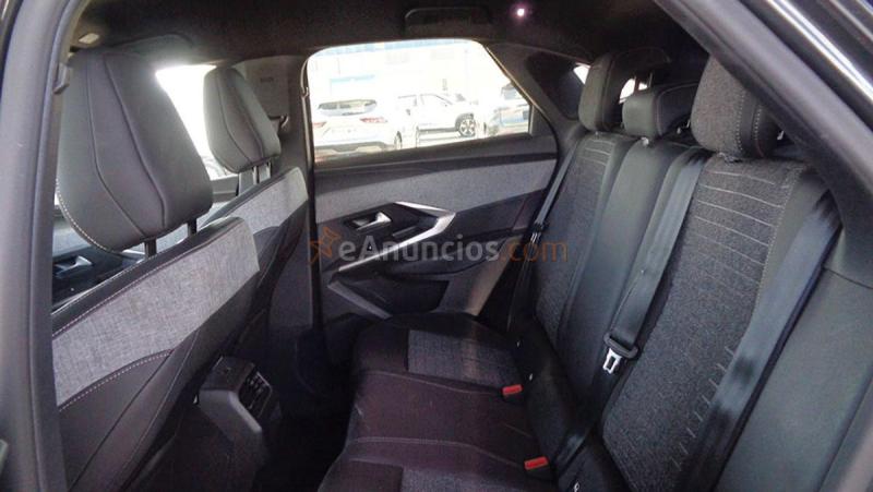Peugeot 3008 Allure Exclusive Plug-in Hybrid 195 e-DCS7