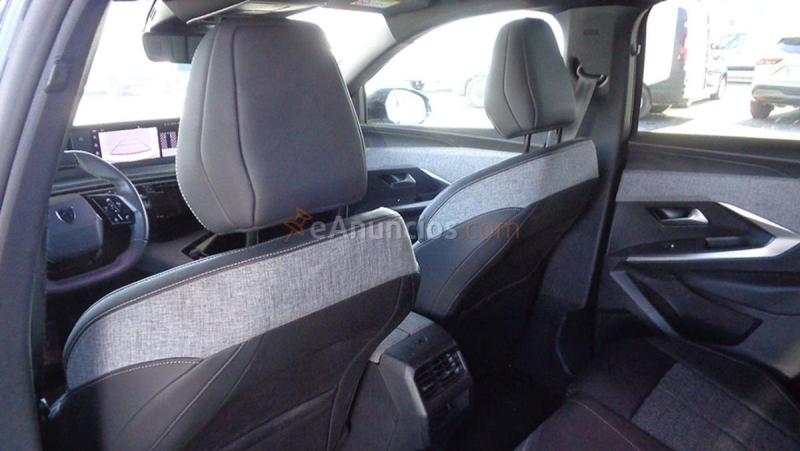 Peugeot 3008 Allure Exclusive Plug-in Hybrid 195 e-DCS7