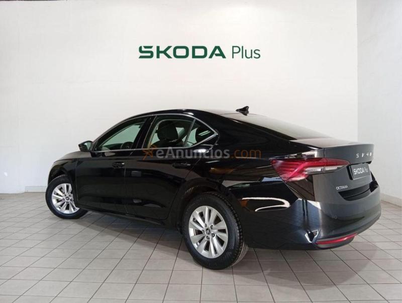 Skoda Octavia 1.5 TSI m-HEV Selection DSG 110 kW (150 CV)