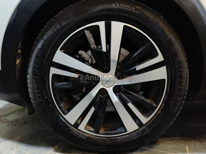 Peugeot 3008  225 e-EAT8 GT