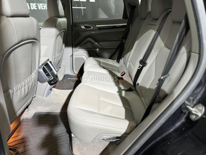 Porsche Cayenne Platinum Edition