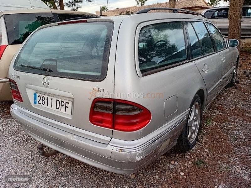 Mercedes Clase E E320 AVANT CDI AVANTGARDE AUT. 197 CV. de 1999 con 374.000 Km por 1.500 EUR. en Murcia