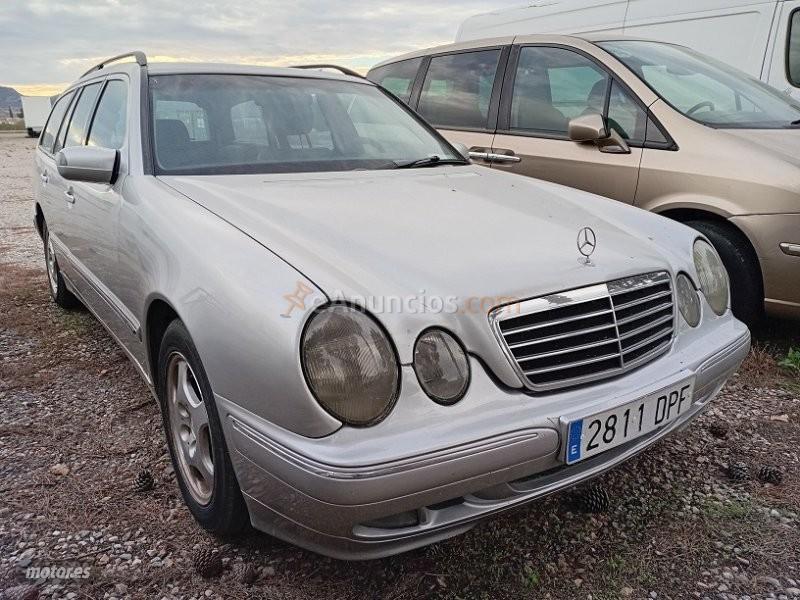 Mercedes Clase E E320 AVANT CDI AVANTGARDE AUT. 197 CV. de 1999 con 374.000 Km por 1.500 EUR. en Murcia