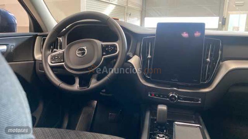 Volvo XC 60 XC60 CORE B5 (G) AWD MILD HYBRID de 2026 con 22.974 Km por 44.650 EUR. en Navarra