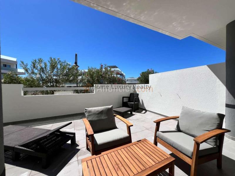 Residencial Las Terrazas II, 2 habitaciones con terraza de 42m2, garaje y trastero