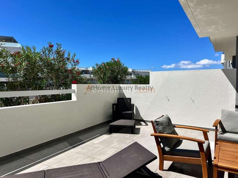 Residencial Las Terrazas II, 2 habitaciones con terraza de 42m2, garaje y trastero