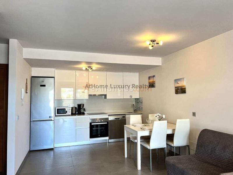 Residencial Las Terrazas II, 2 habitaciones con terraza de 42m2, garaje y trastero