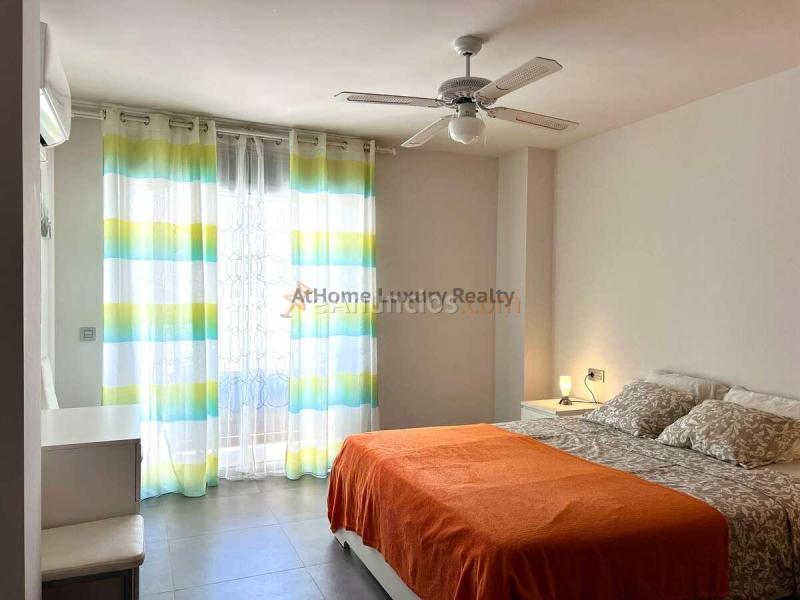 Residencial Las Terrazas II, 2 habitaciones con terraza de 42m2, garaje y trastero