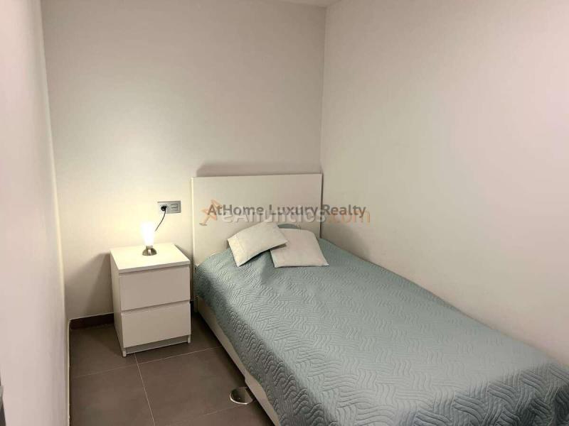 Residencial Las Terrazas II, 2 habitaciones con terraza de 42m2, garaje y trastero